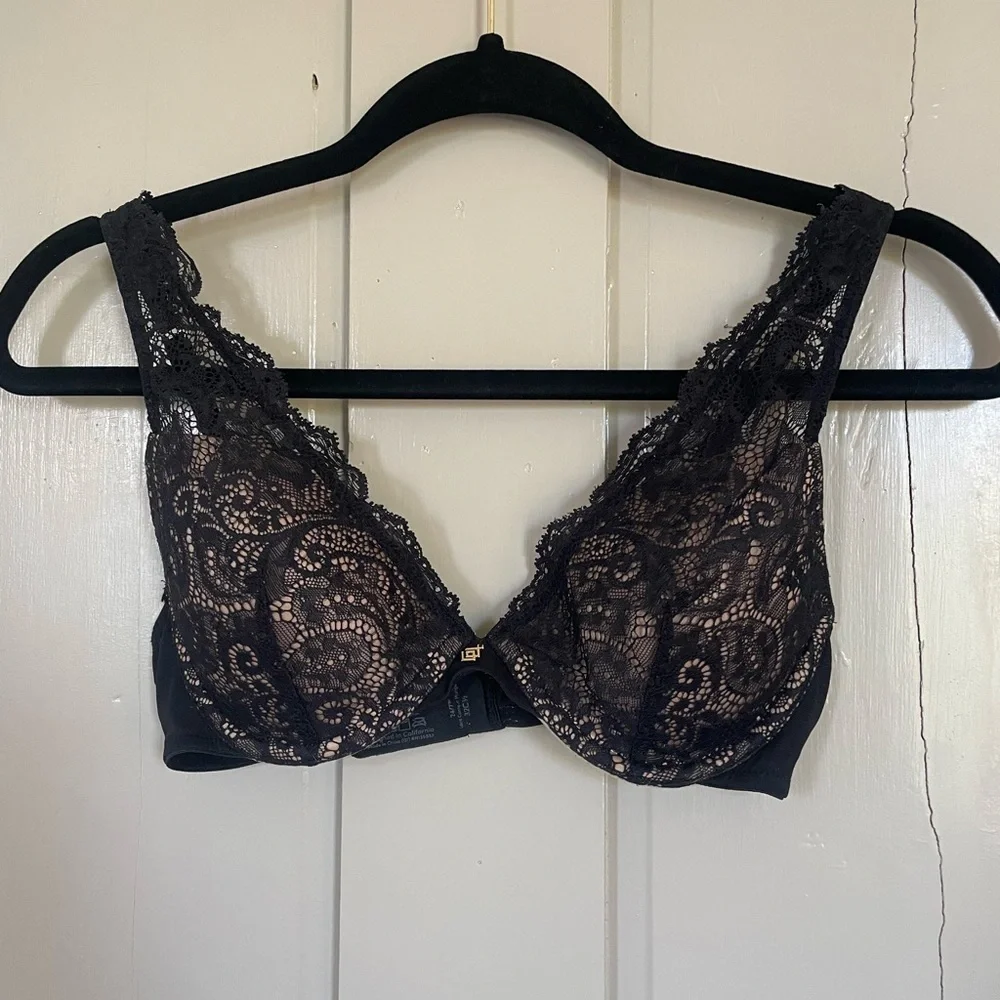 ThirdLove Black Lace Plunge Bra Sexy Cute Adjustable Straps Full Coverage NWOT